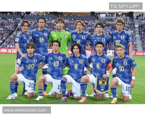 日本足球明星远藤的辉煌历程与对球队的深远影响分析